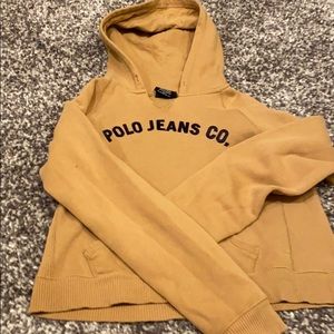 Fits a small nicely and cropped !!